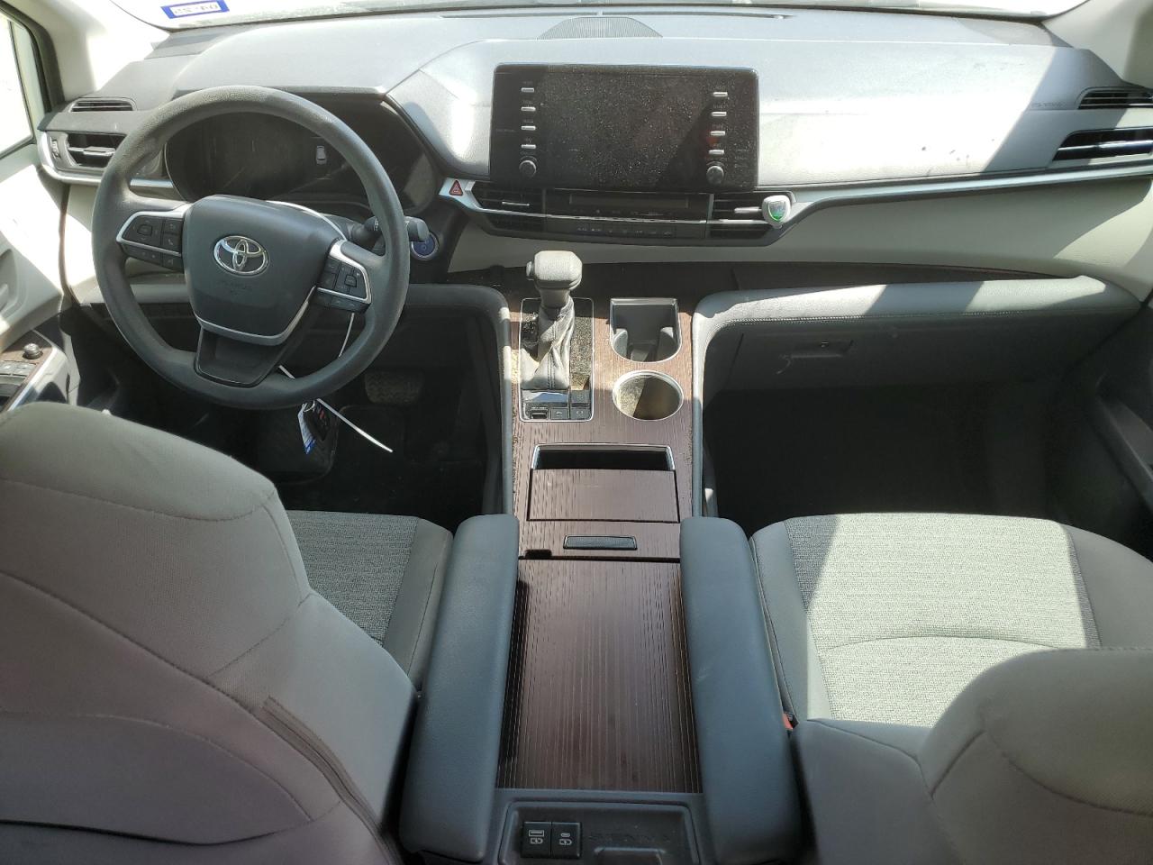 5TDKRKEC7MS027910 2021 Toyota Sienna Le