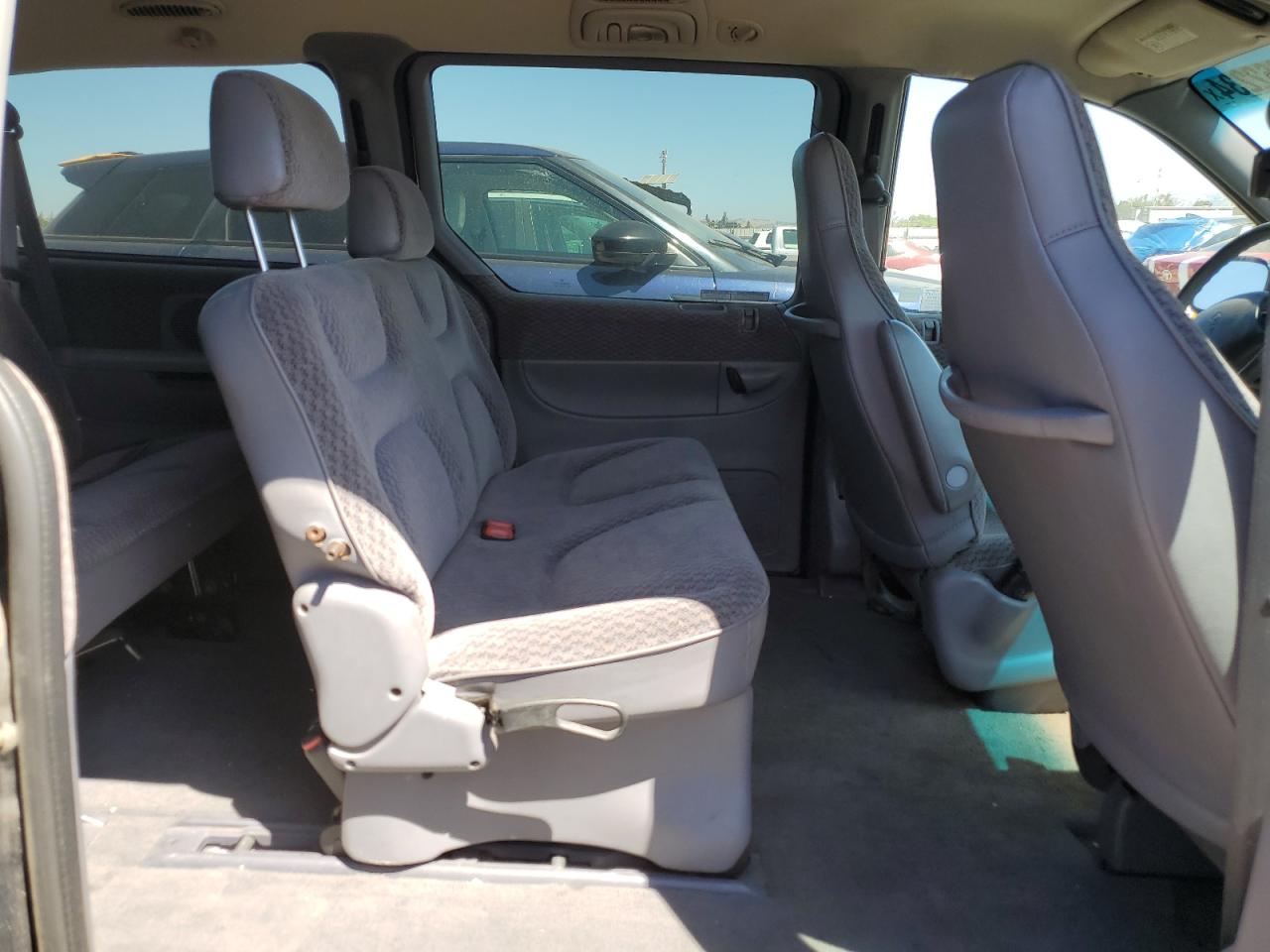 2B4GP44R7WR715489 1998 Dodge Grand Caravan Se