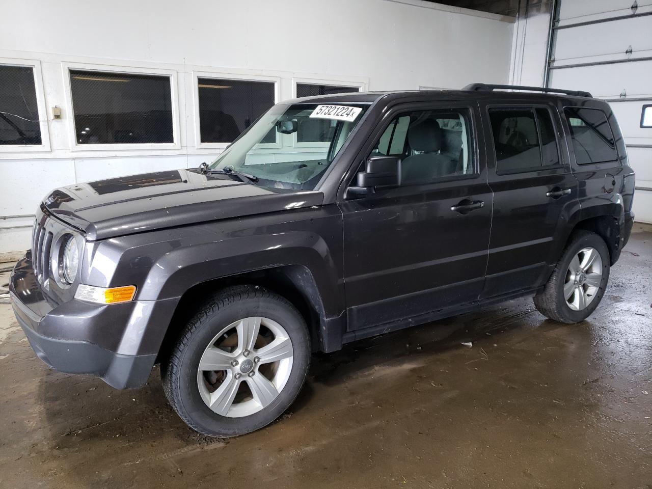 2016 Jeep Patriot Latitude vin: 1C4NJRFB2GD658146