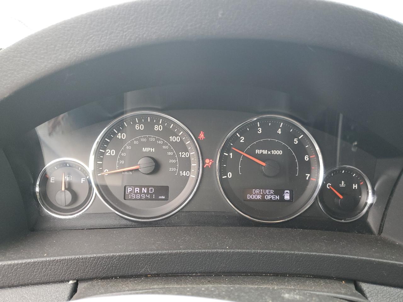 1J8GR48KX9C551140 2009 Jeep Grand Cherokee Laredo