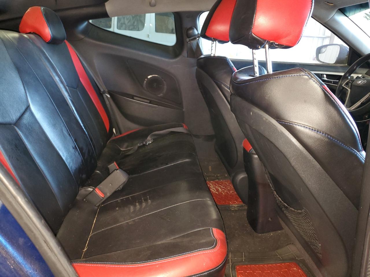 KMHTC6AD5GU262605 2016 Hyundai Veloster