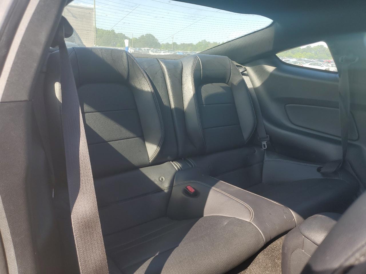 1FA6P8TH6F5369596 2015 Ford Mustang