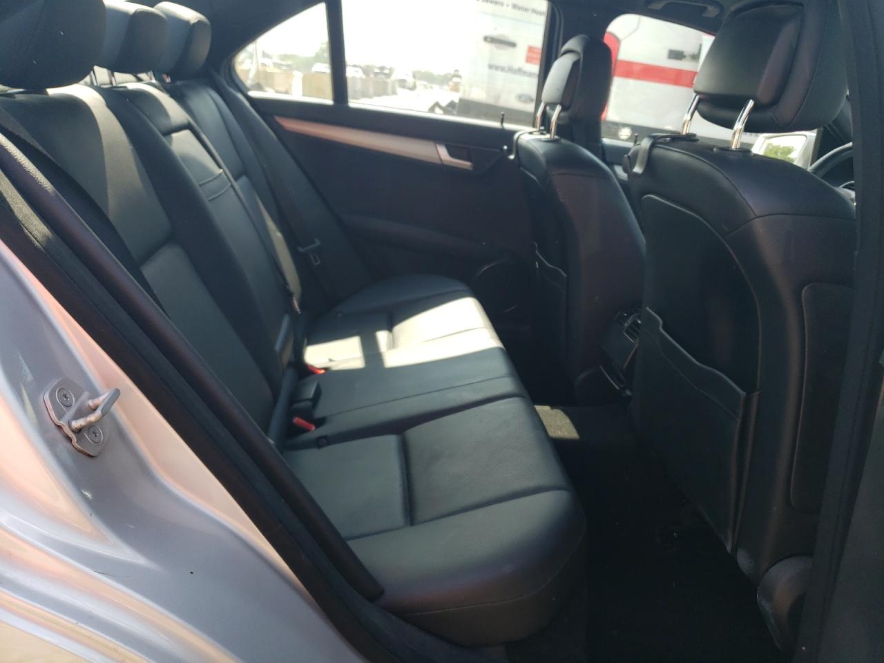 WDDGF8AB1DR292292 2013 Mercedes-Benz C 300 4Matic