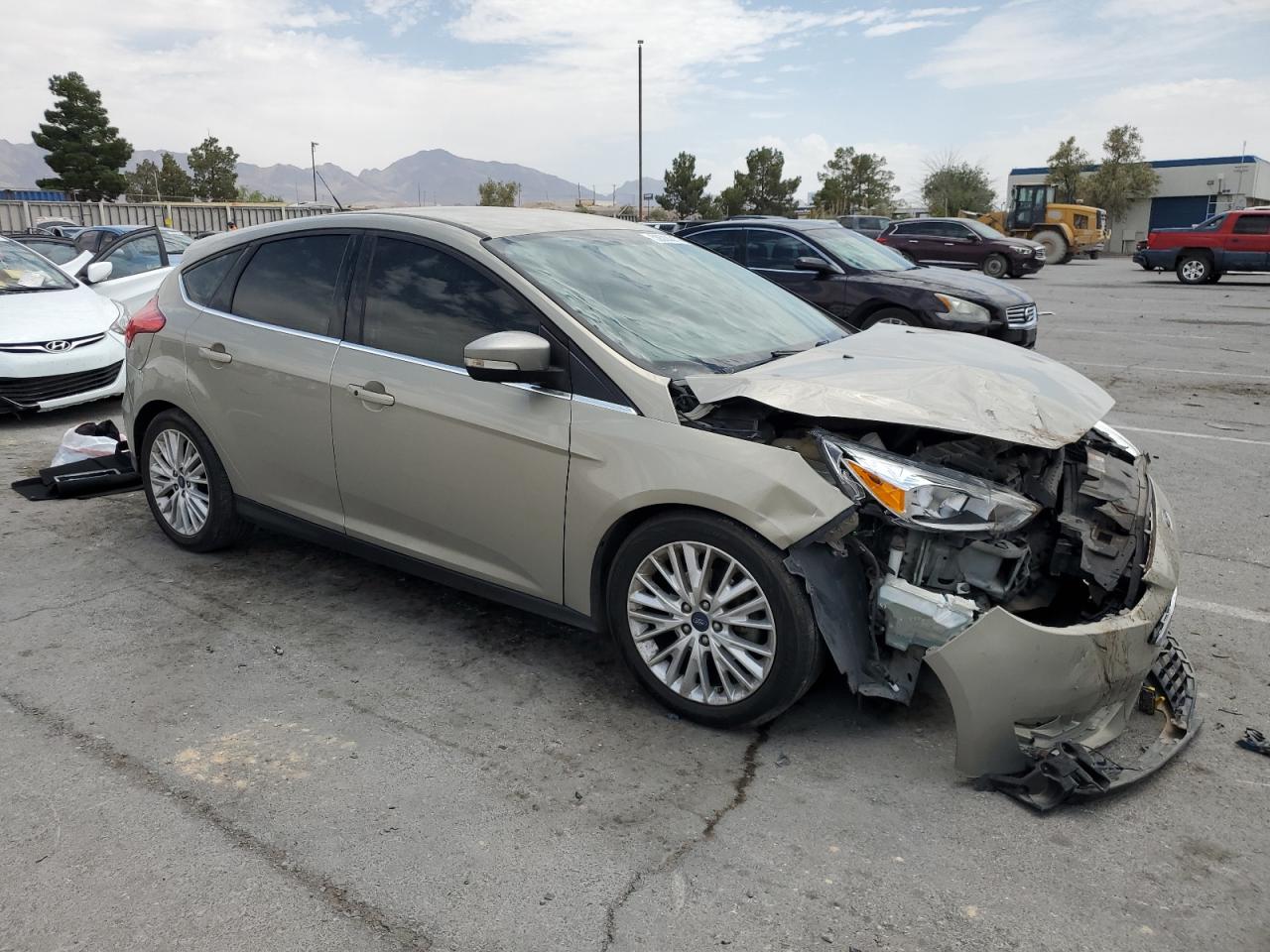 2016 Ford Focus Titanium vin: 1FADP3N20GL339851