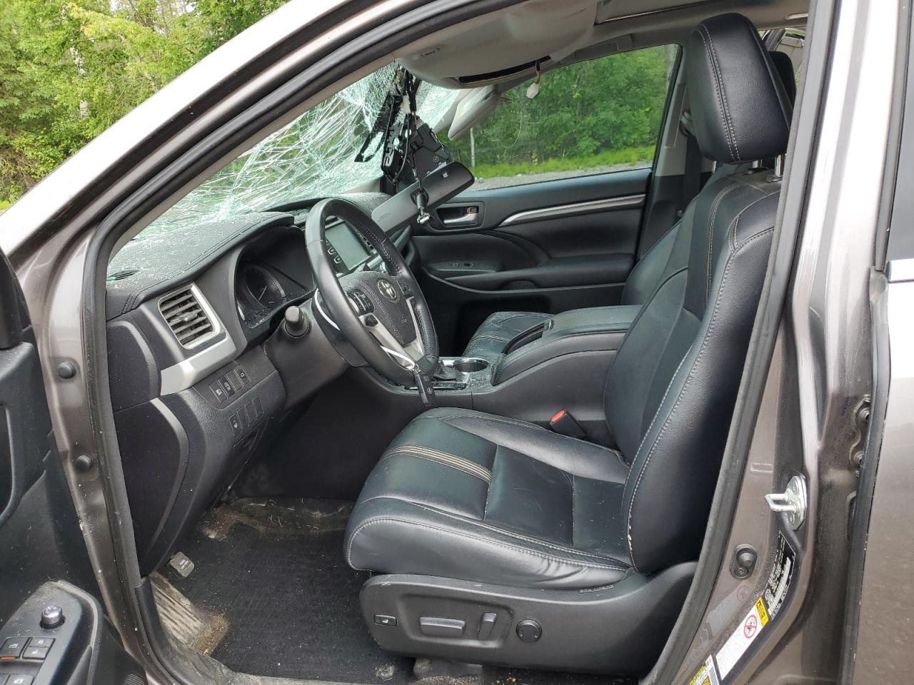 5TDJZRFHXHS514846 2017 Toyota Highlander Se