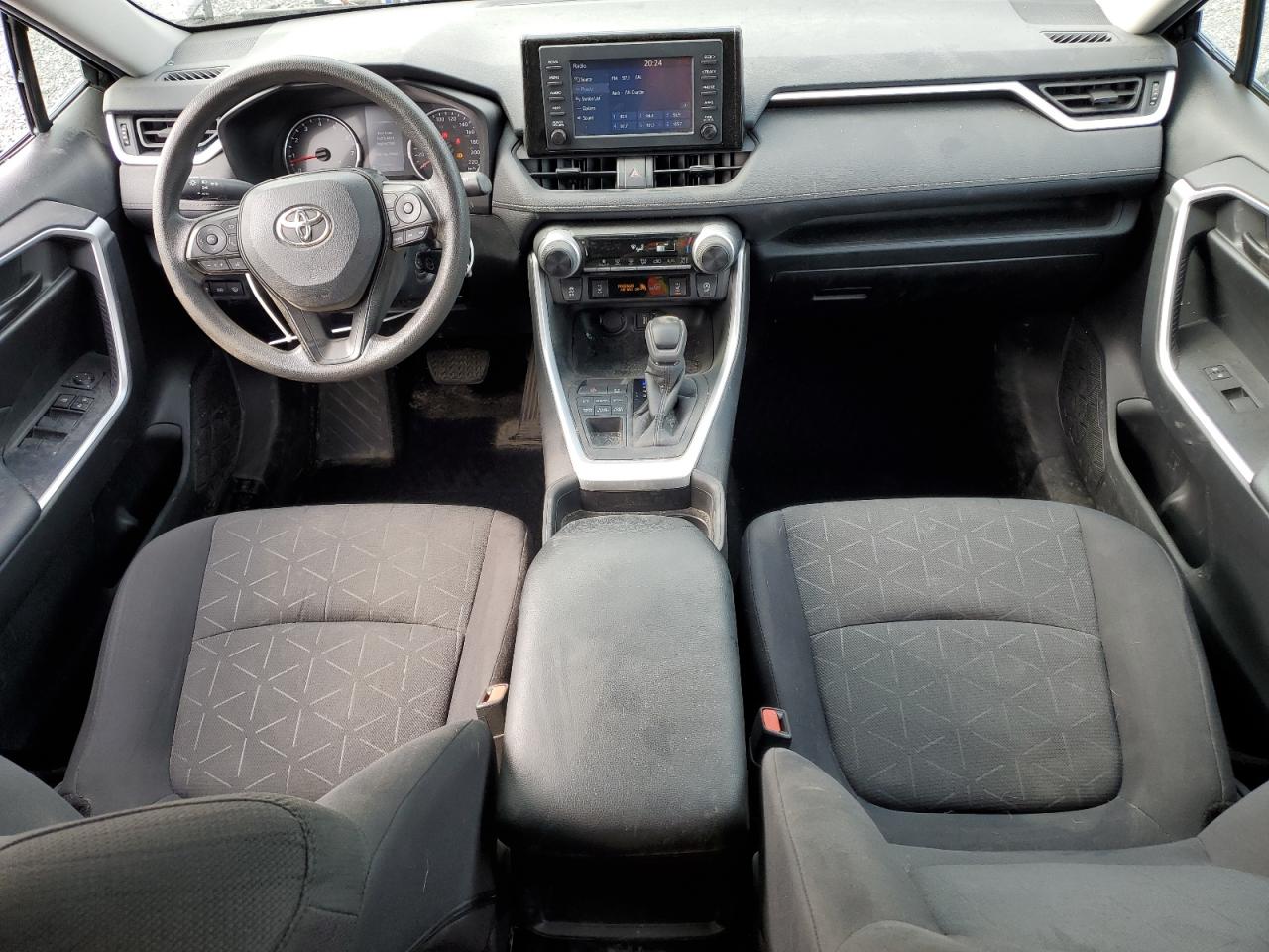 2T3B1RFV9MC193586 2021 Toyota Rav4 Le