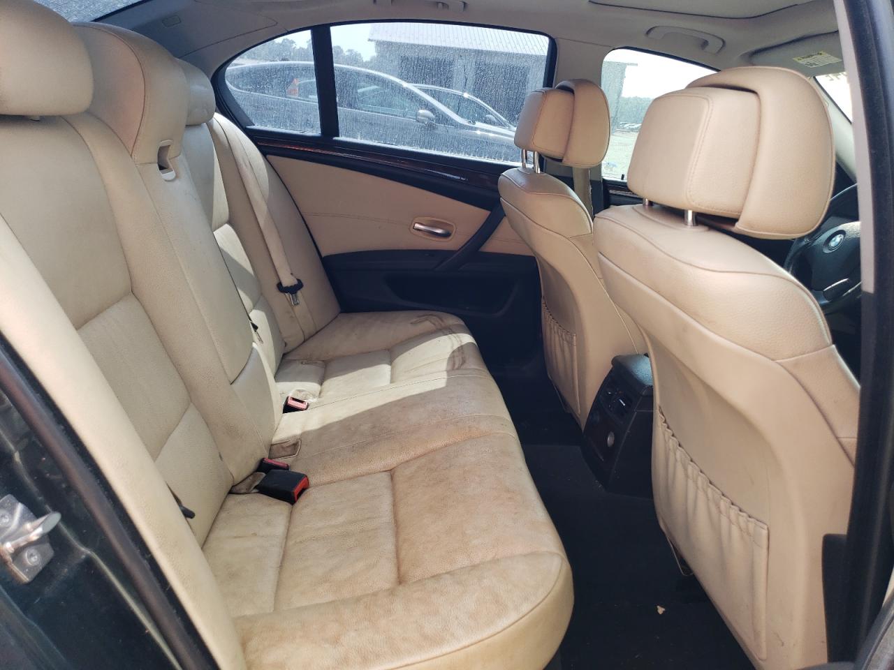 WBANV1C56AC443657 2010 BMW 528 Xi