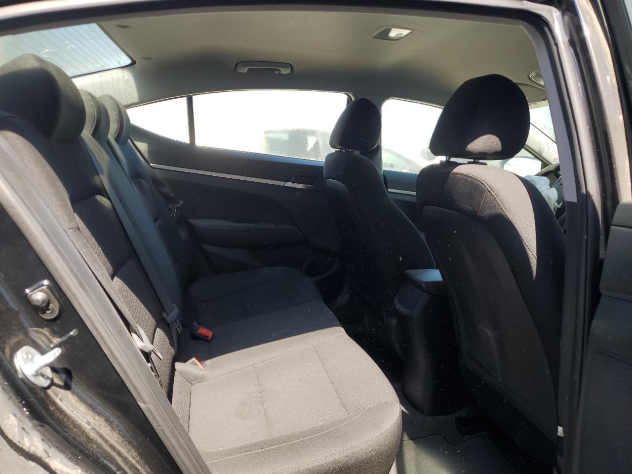5NPD74LF3KH405148 2019 Hyundai Elantra Se