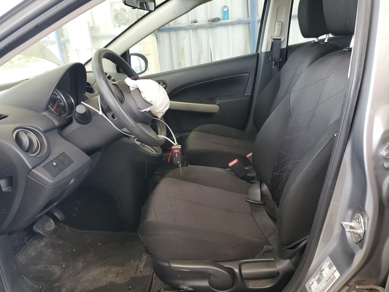 JM1DE1KY6D0166430 2013 Mazda Mazda2