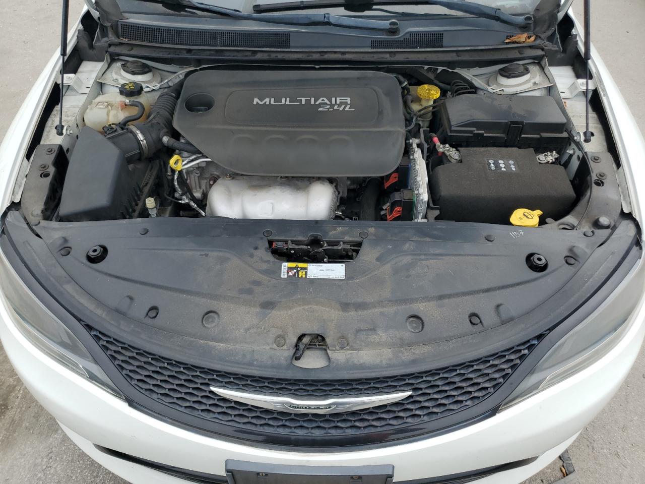 1C3CCCBB2FN623222 2015 Chrysler 200 S