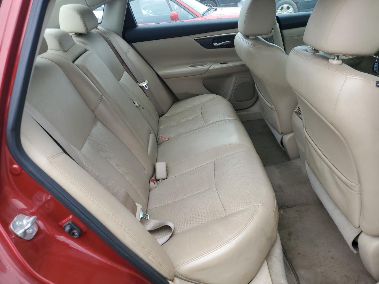 1N4AL3AP0EC142529 2014 Nissan Altima 2.5