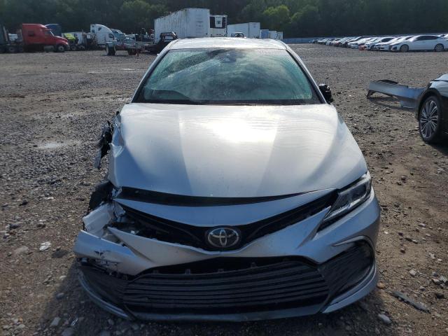 VIN 4T1C11AK1NU071607 2022 Toyota Camry, LE no.5