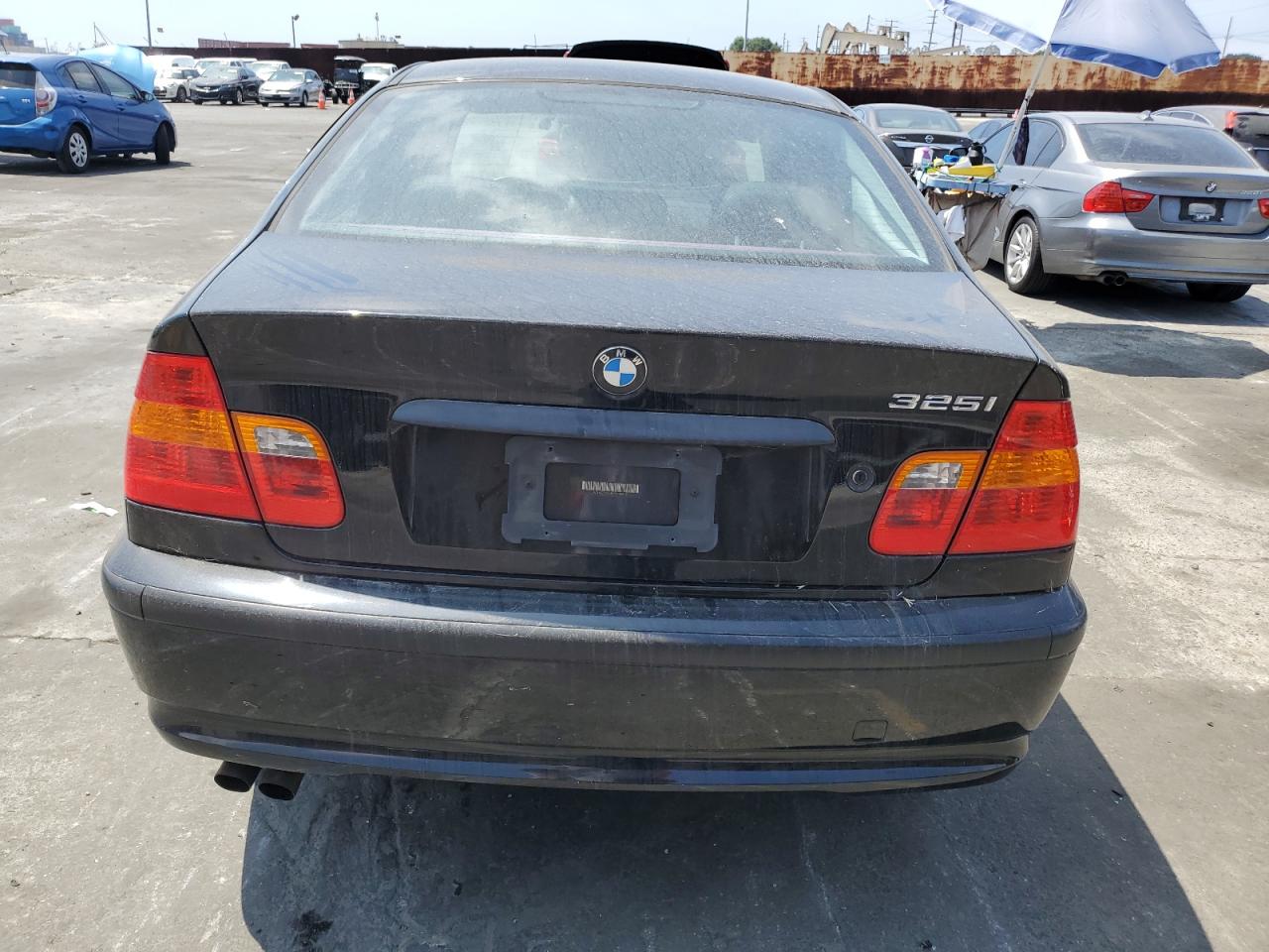 WBAET37444NH05853 2004 BMW 325 I