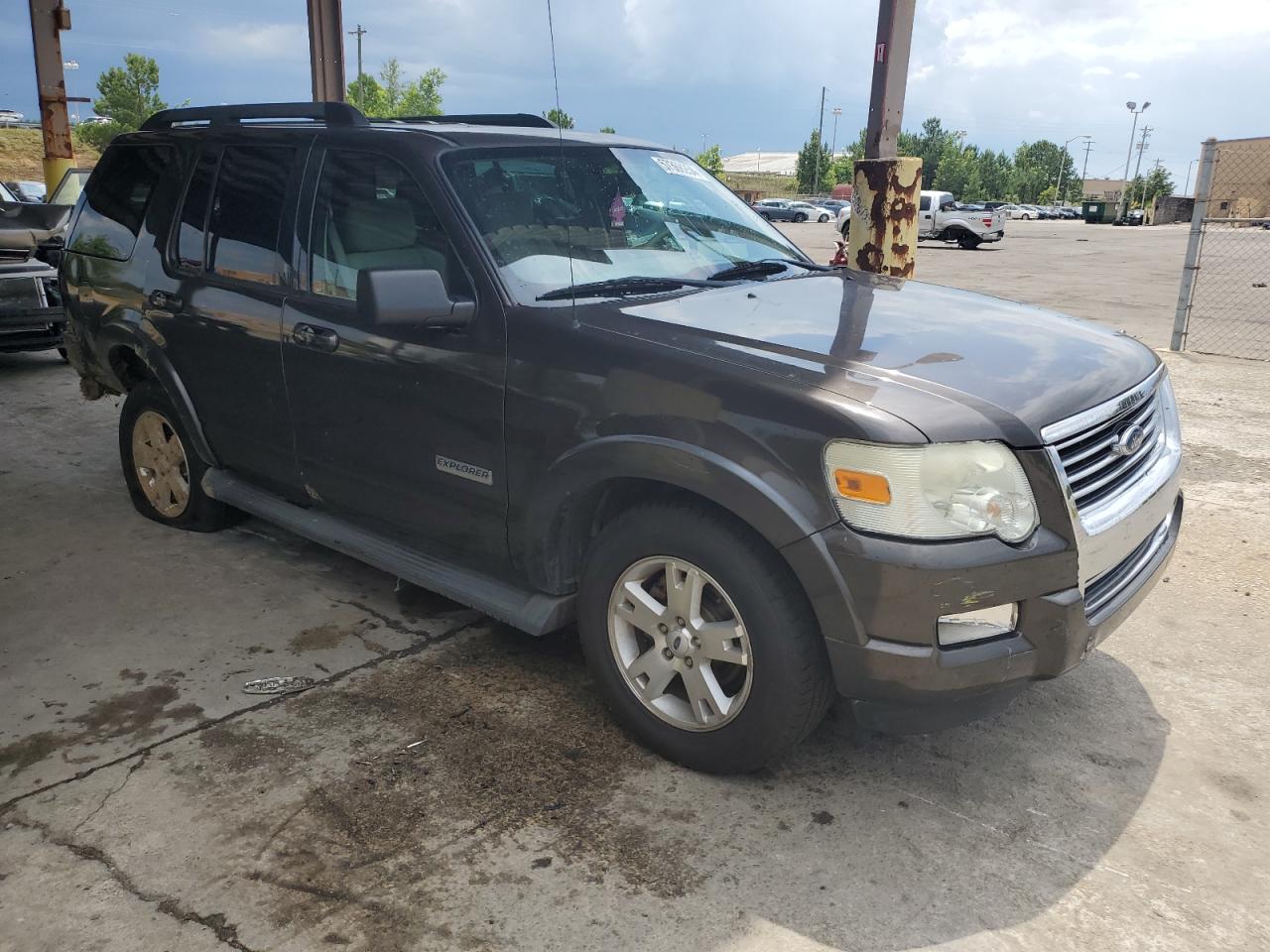 1FMEU63E37UB46671 2007 Ford Explorer Xlt