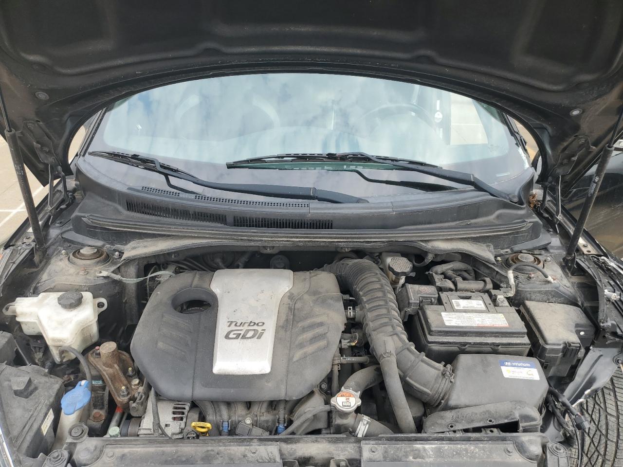 KMHTC6AE3GU252986 2016 Hyundai Veloster Turbo