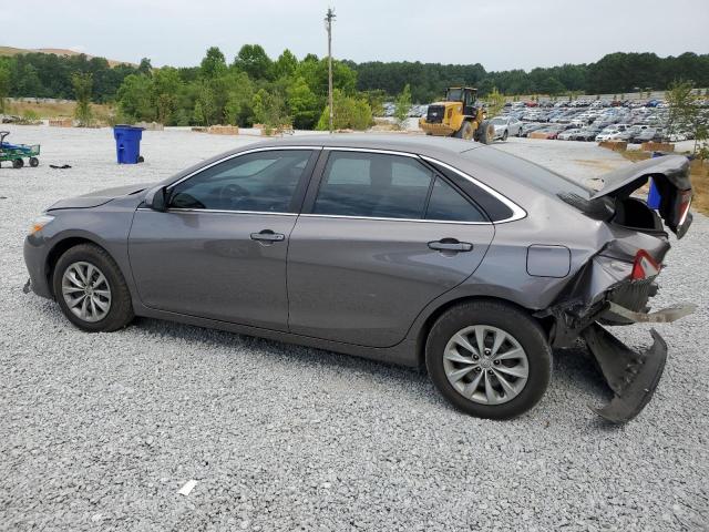 4T1BF1FK7HU287584 2017 TOYOTA CAMRY - Image 2