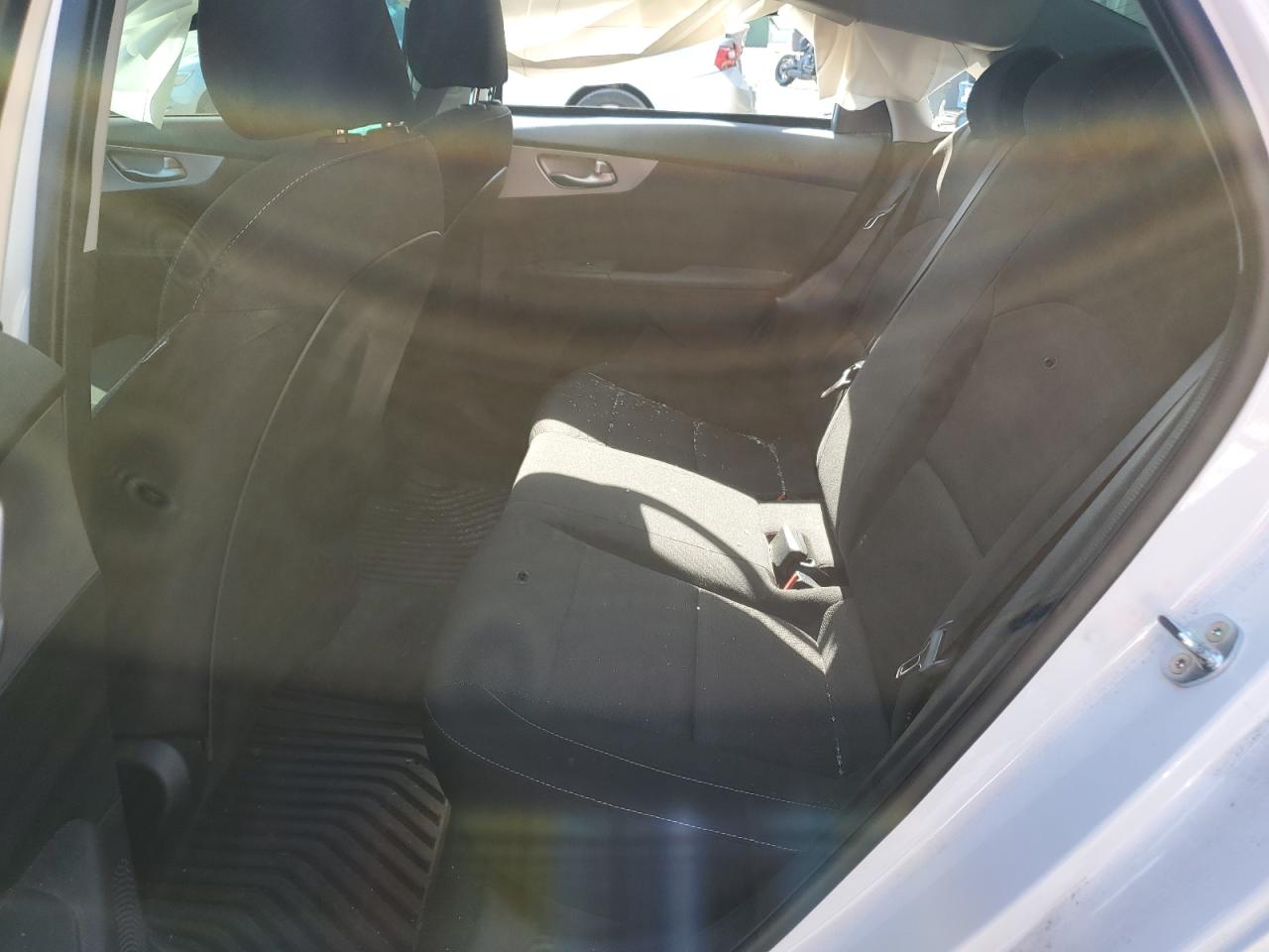 3KPF24AD2NE477783 2022 Kia Forte Fe