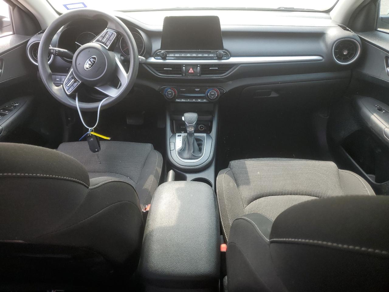 3KPF24AD1KE068038 2019 Kia Forte Fe