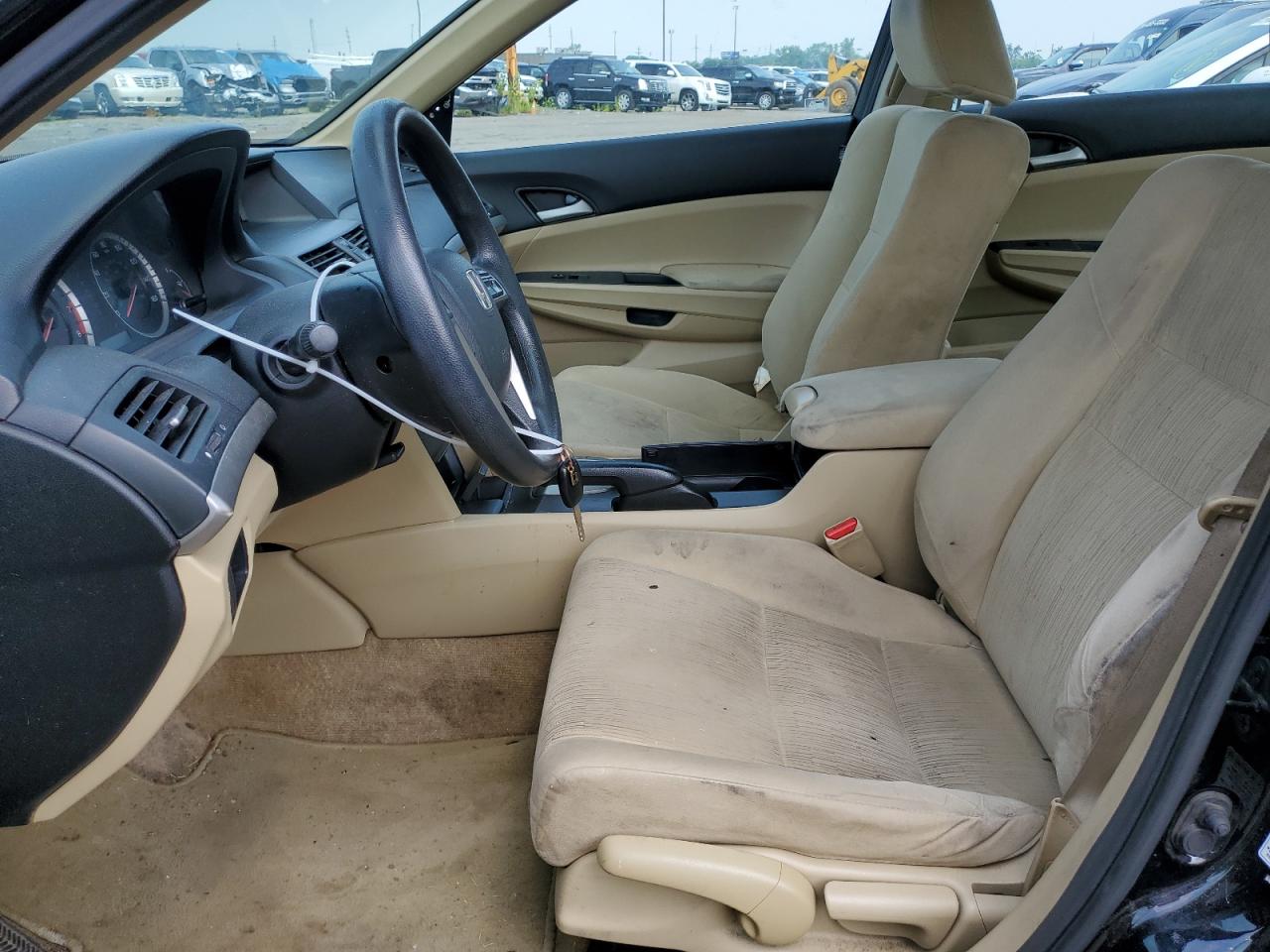 1HGCP2F37BA129132 2011 Honda Accord Lx