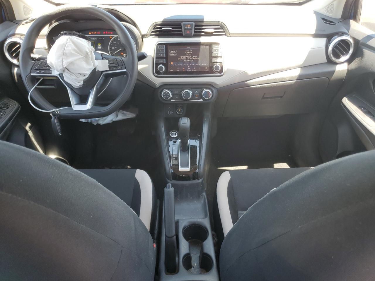 3N1CN8EV3NL863678 2022 Nissan Versa Sv