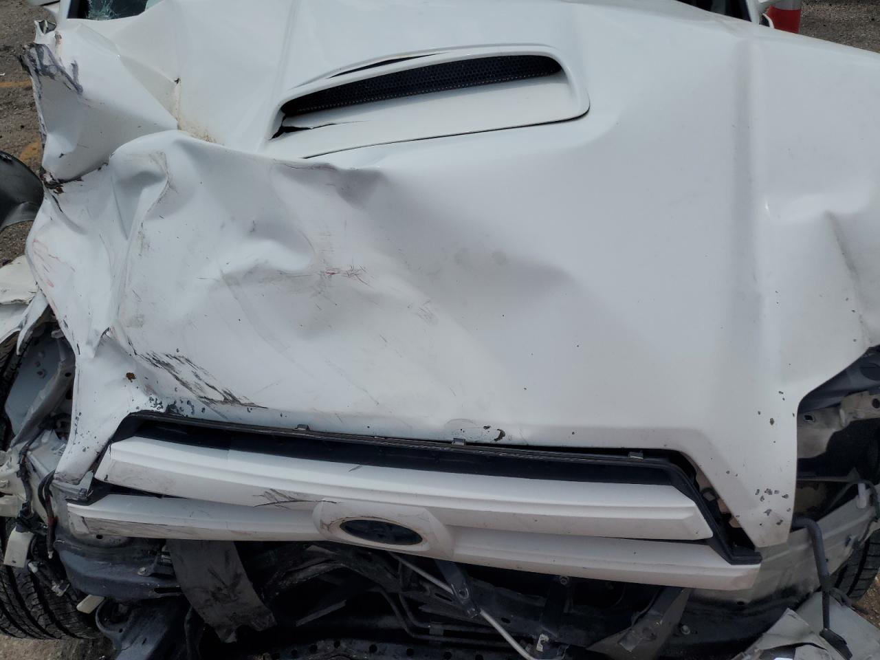 JTEZU14R948015562 2004 Toyota 4Runner Sr5