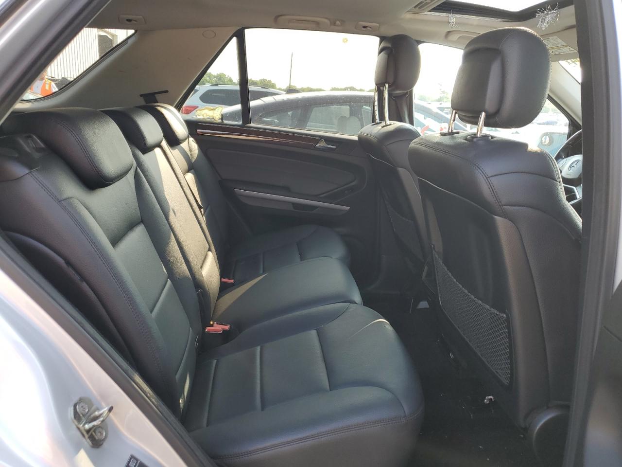 4JGBB8GB9AA596970 2010 Mercedes-Benz Ml 350 4Matic