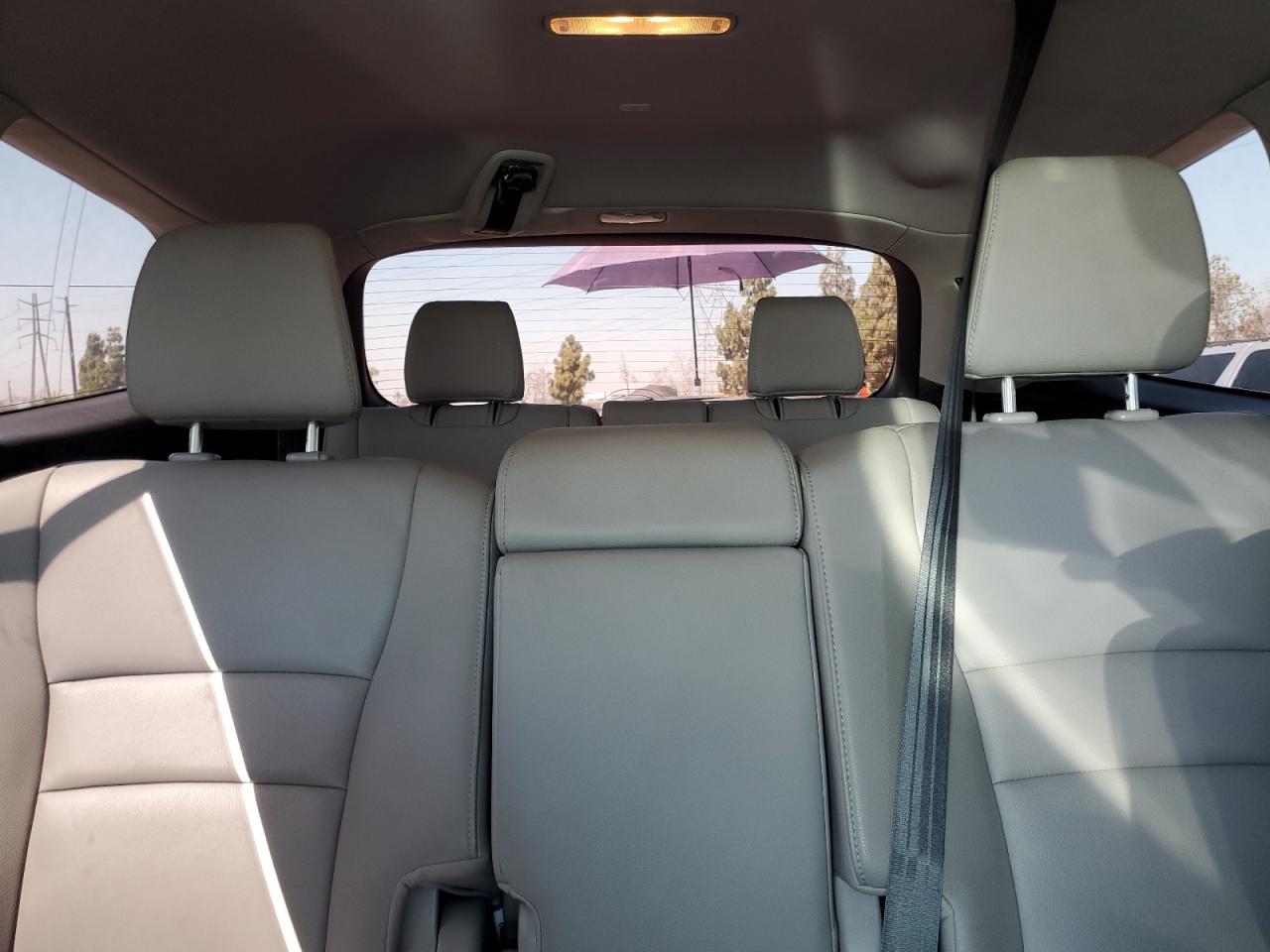 5FNYF5H53HB037782 2017 Honda Pilot Exl