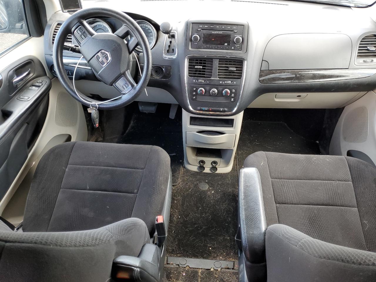 2C4RDGBG7ER166656 2014 Dodge Grand Caravan Se