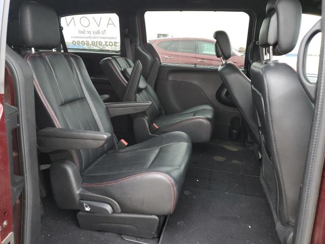 2019 Dodge Caravan - Image 11