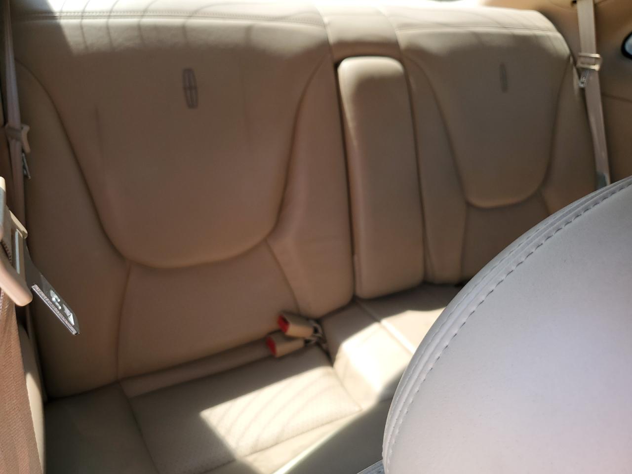 1LNFM92V7WY628414 1998 Lincoln Mark Viii Lsc