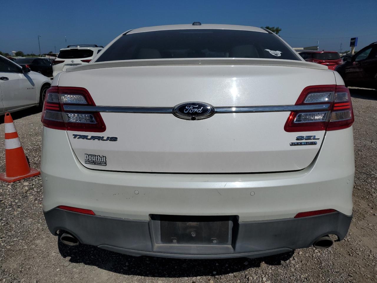 2014 Ford Taurus Sel vin: 1FAHP2E86EG123556