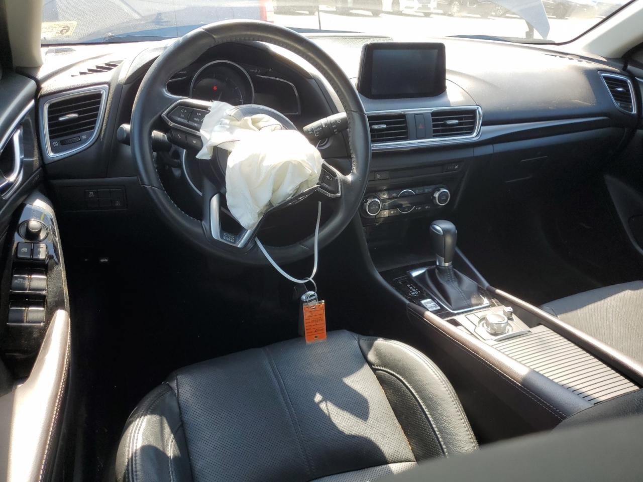 3MZBN1M31JM169525 2018 Mazda 3 Grand Touring