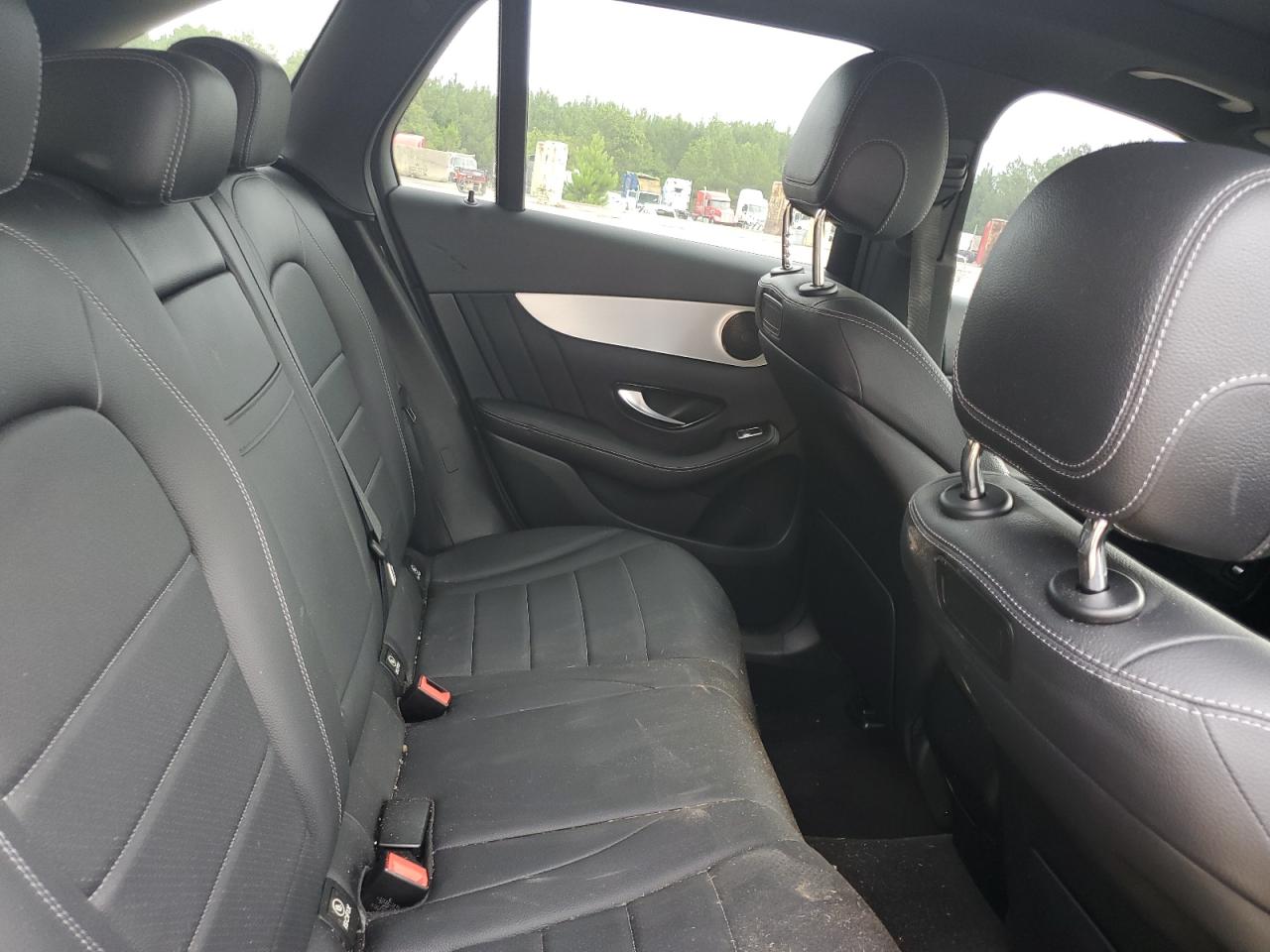 WDC0G4JB8KV180380 2019 Mercedes-Benz Glc 300