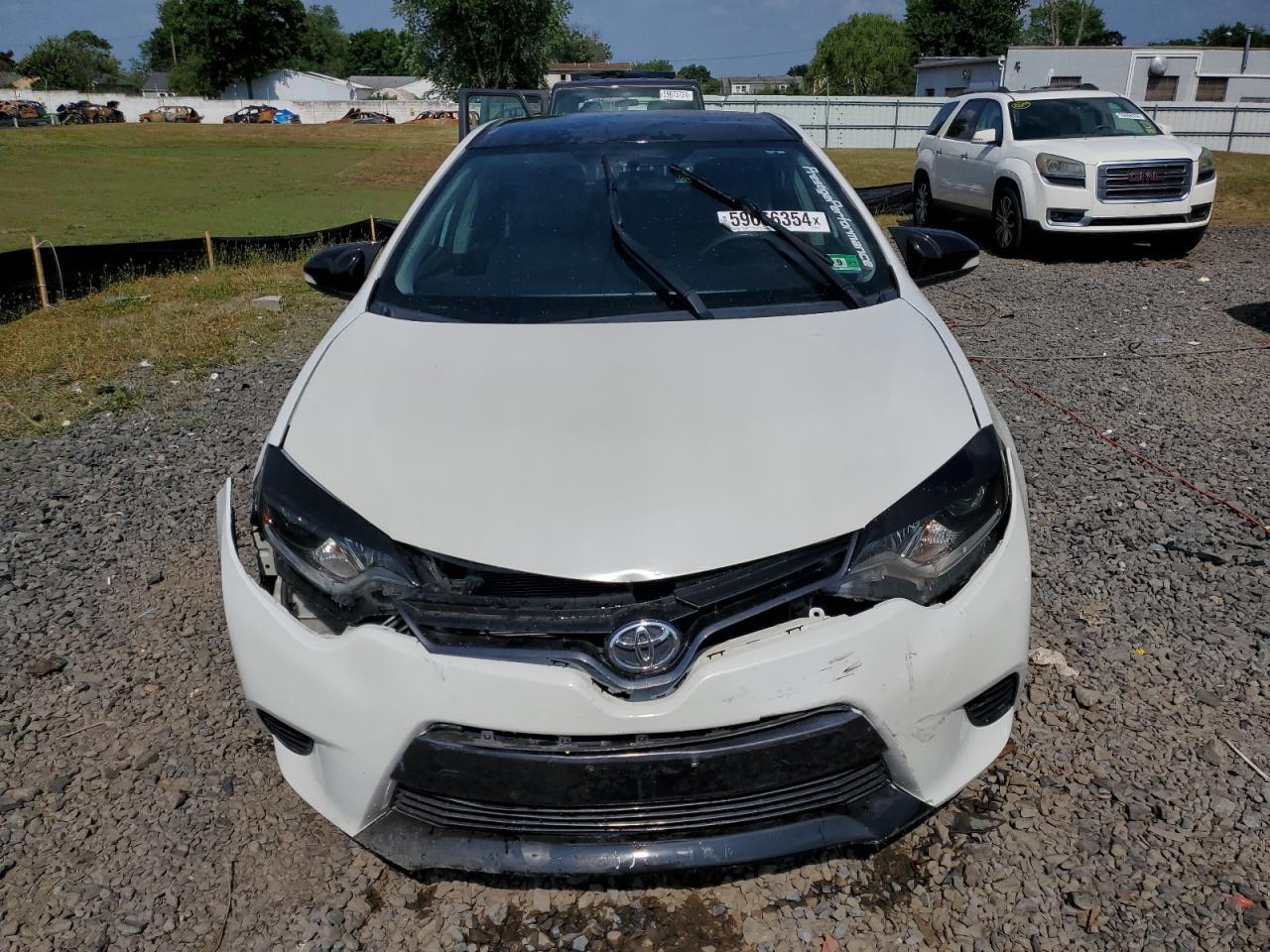 2015 Toyota Corolla Eco vin: 5YFBPRHE9FP248500