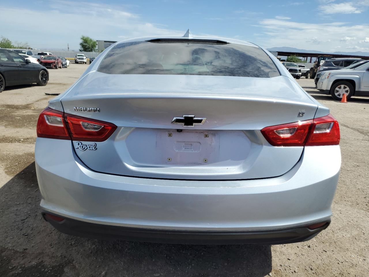 1G1ZD5ST6JF126208 2018 Chevrolet Malibu Lt
