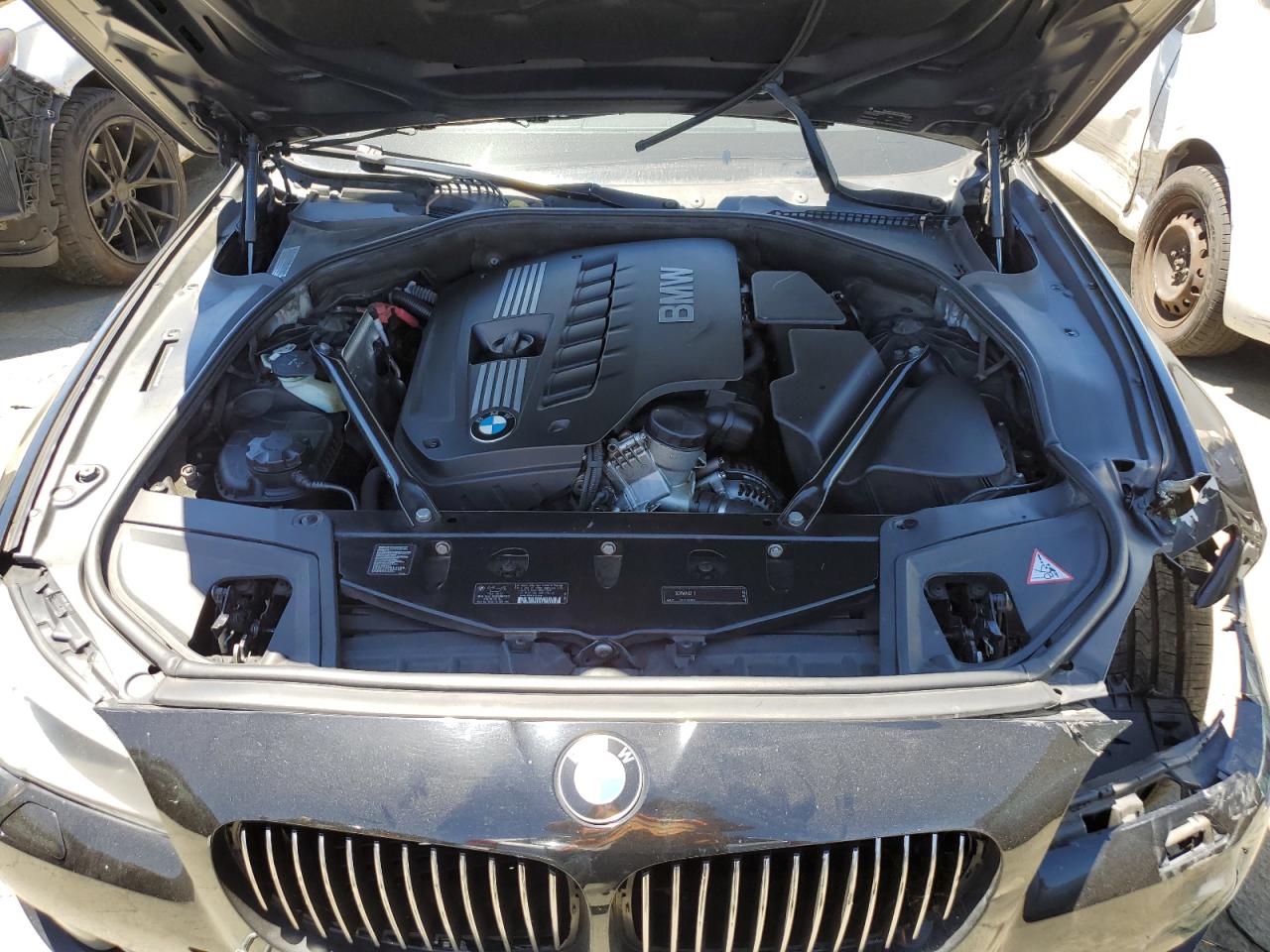 WBAFR1C59BDV82606 2011 BMW 528 I