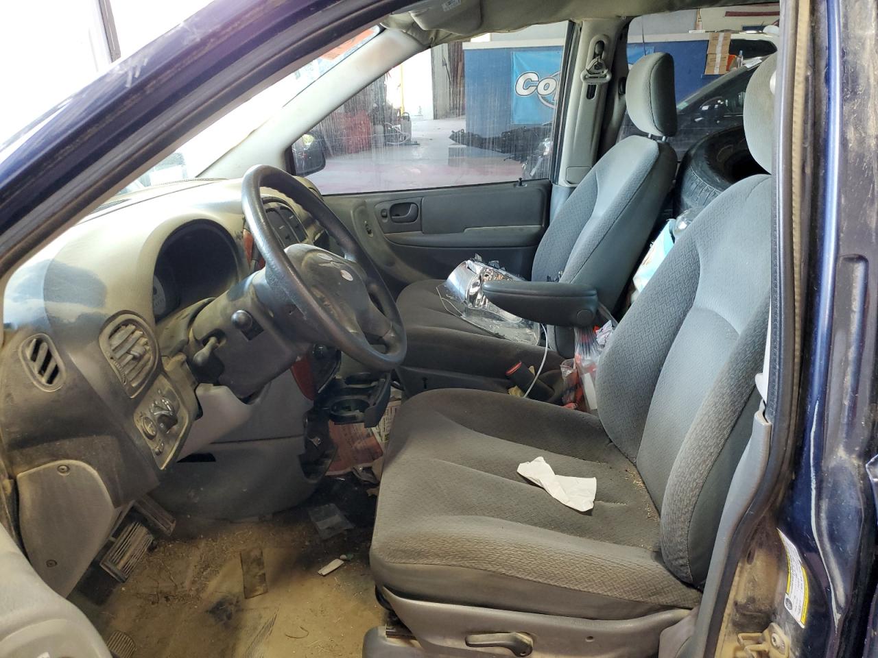 1C4GP45R05B385788 2005 Chrysler Town & Country