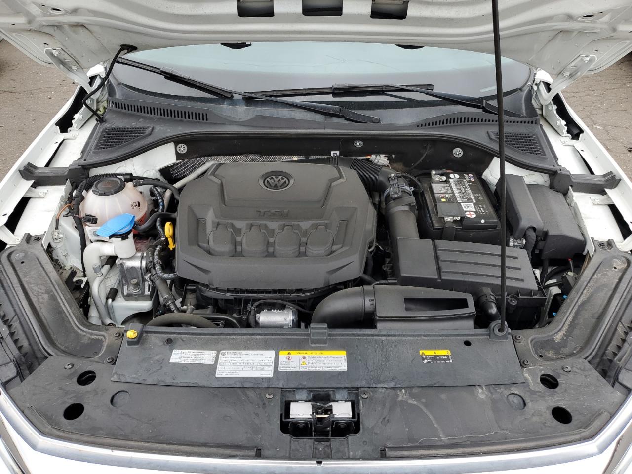 1VWMA7A38MC009479 2021 Volkswagen Passat R-Line