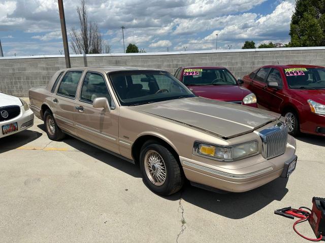 1LNLM82W4TY701658 1996 Lincoln Town Car Signature