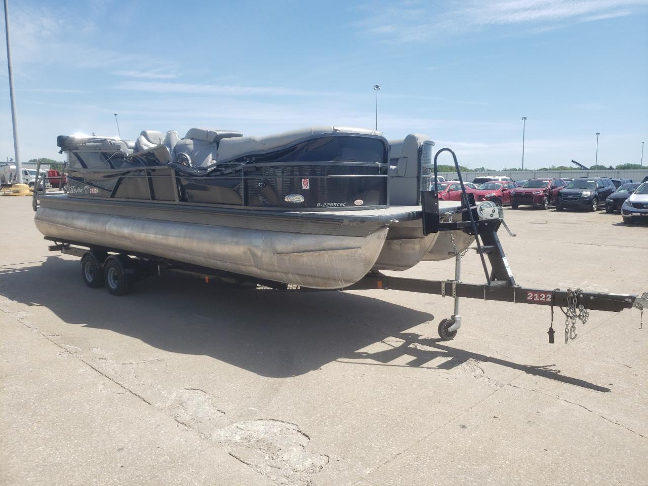 Lot #2810950570 2018 MIST BOAT