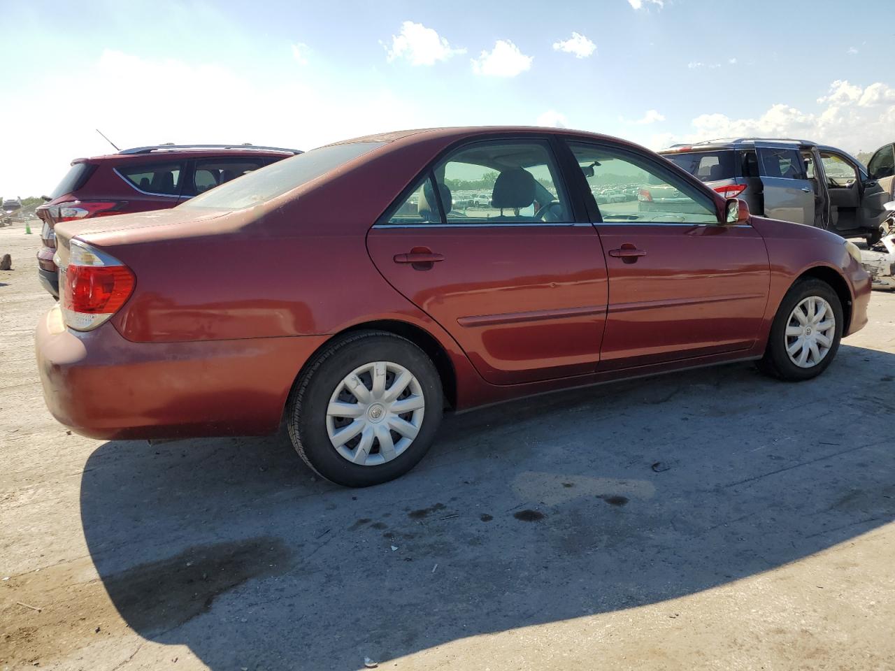 4T1BE32K55U381382 2005 Toyota Camry Le