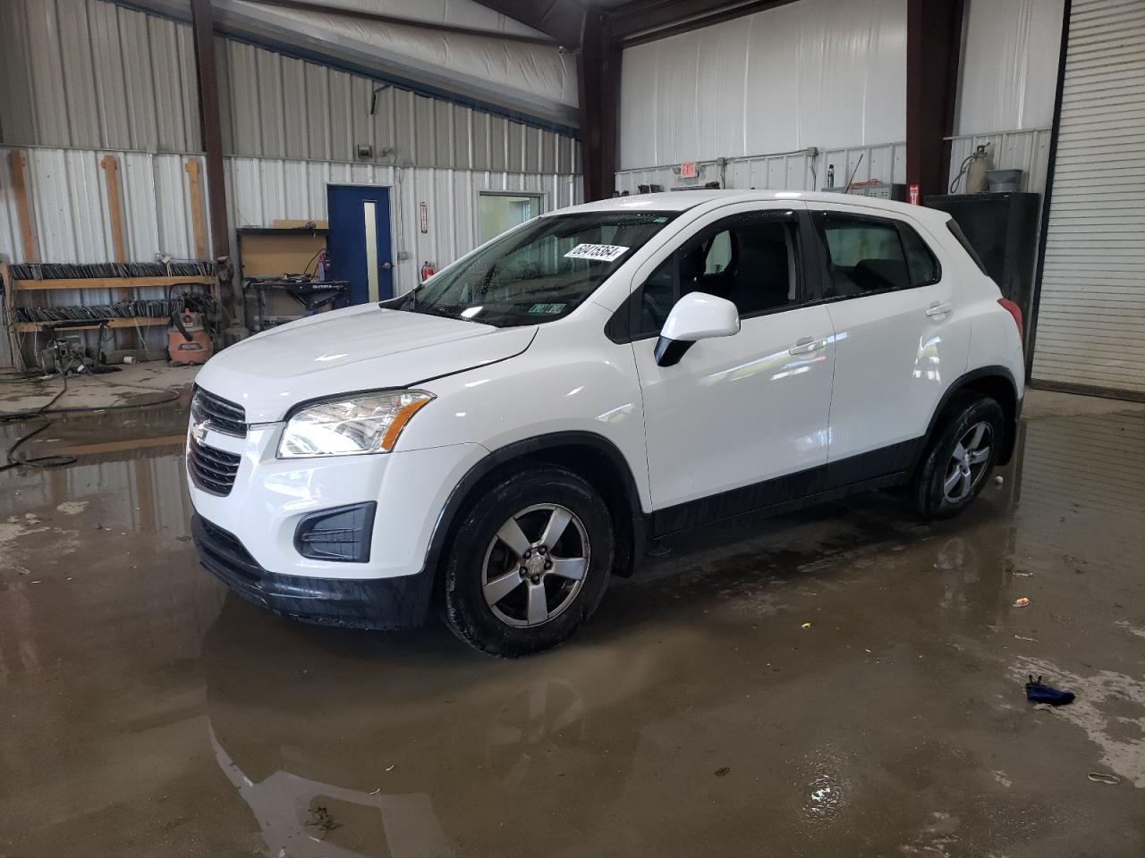 2016 Chevrolet Trax Ls vin: 3GNCJNSB4GL259391