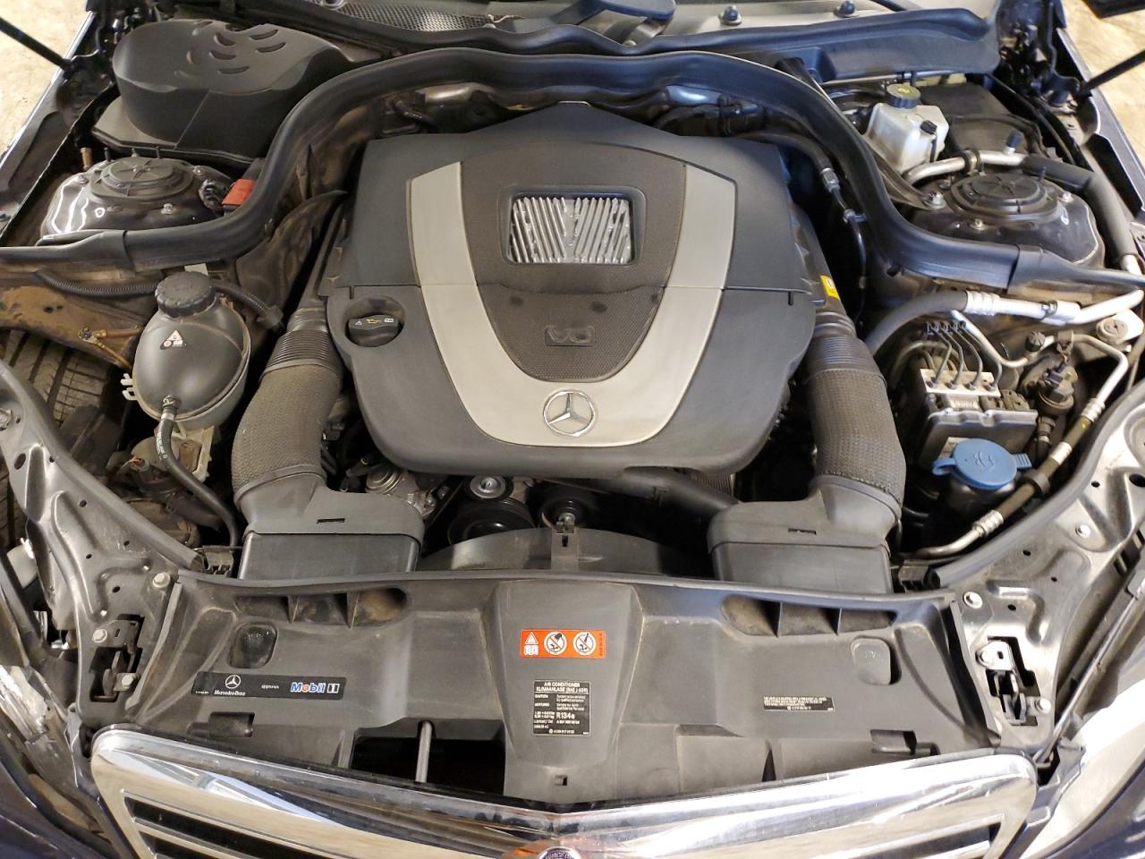 WDDHF8HBXAA097103 2010 Mercedes-Benz E 350 4Matic