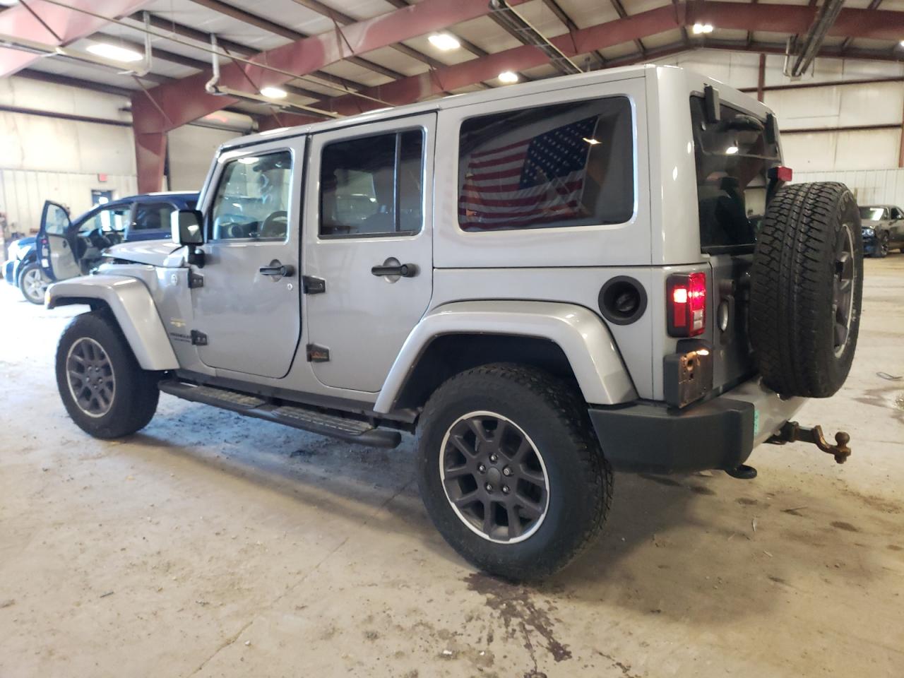 1C4HJWEG0FL725548 2015 Jeep Wrangler Unlimited Sahara