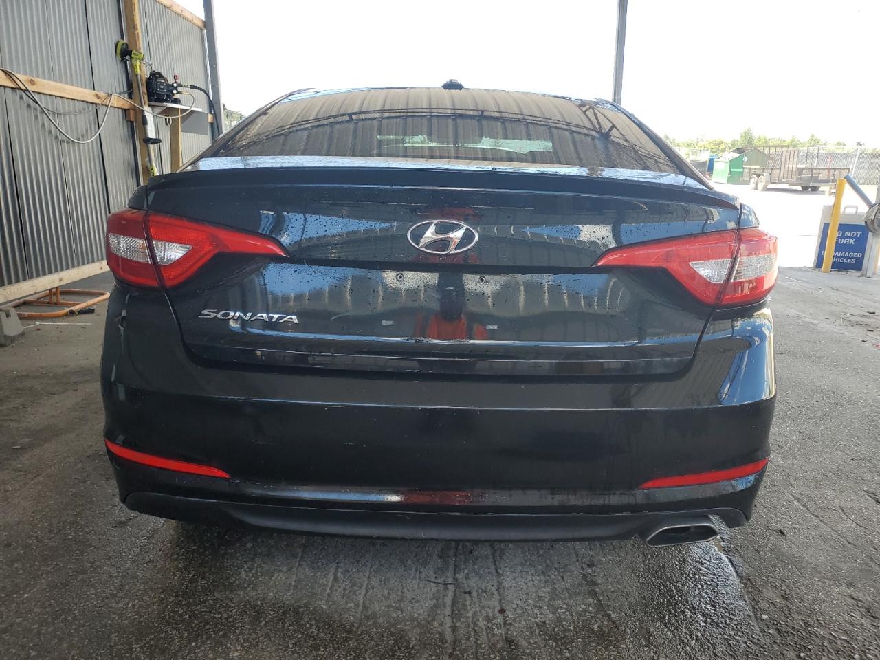 5NPE24AFXFH245281 2015 Hyundai Sonata Se