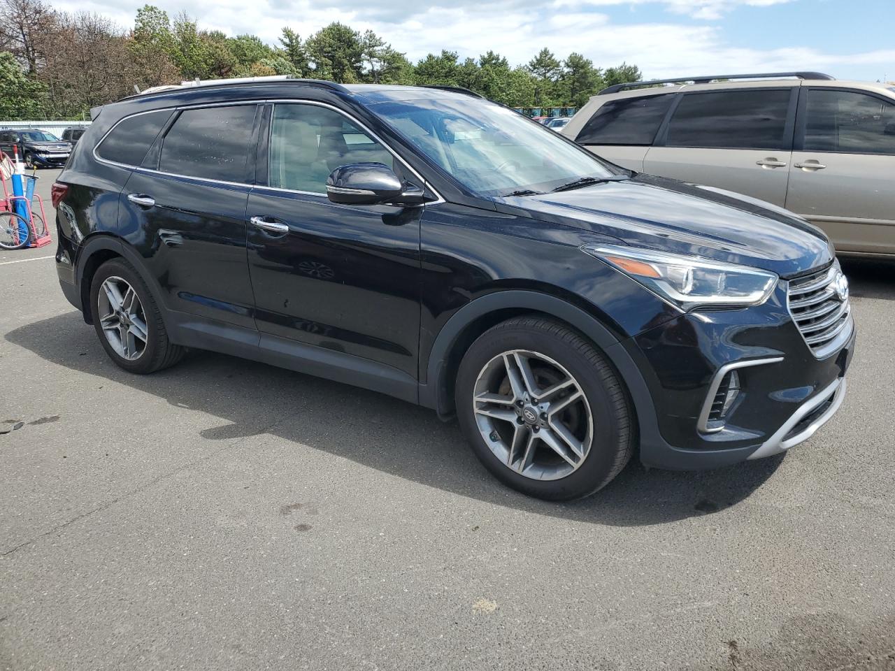 2017 Hyundai Santa Fe Se Ultimate vin: KM8SRDHF5HU219664