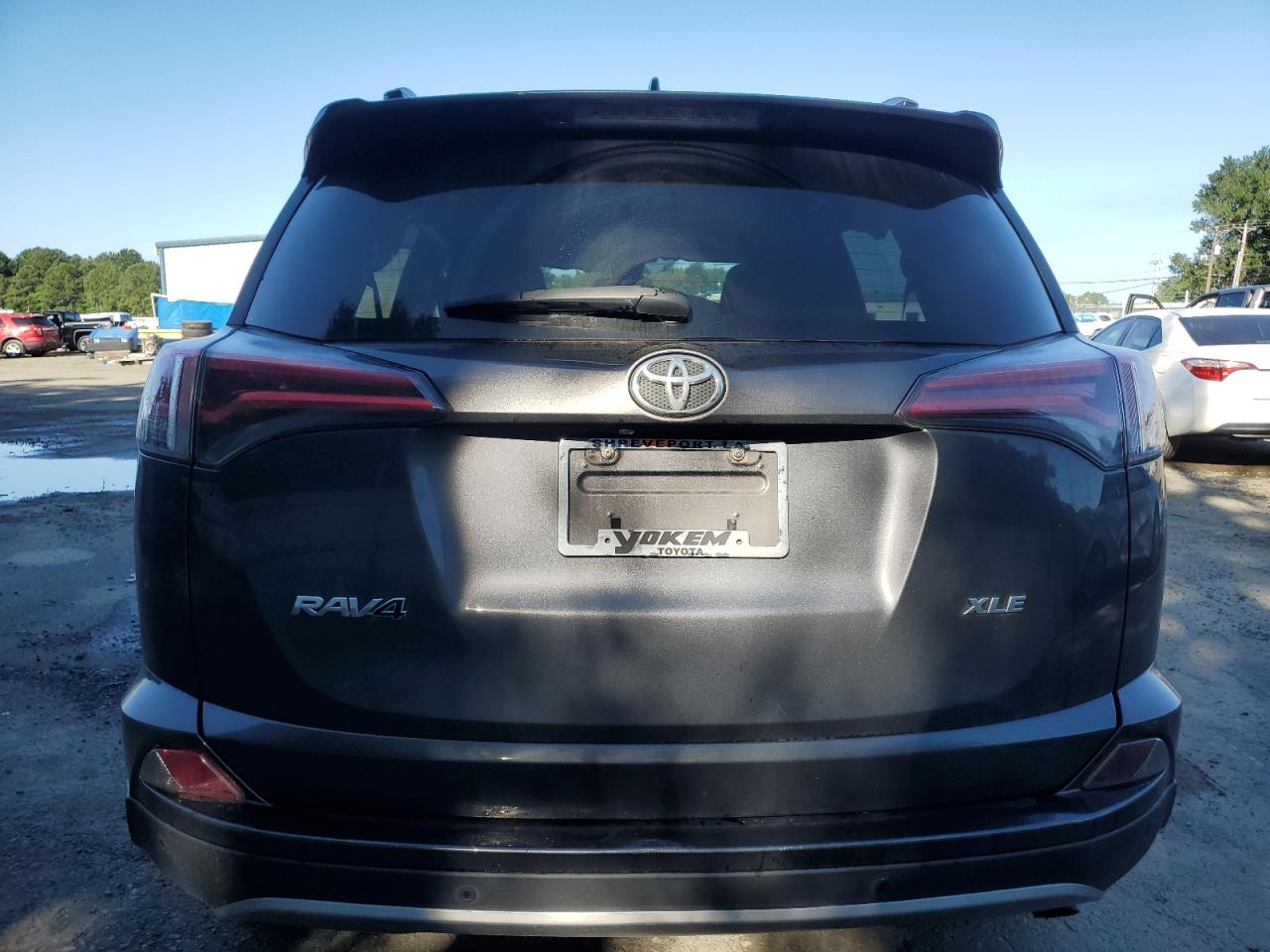 2018 Toyota Rav4 Adventure vin: JTMWFREV2JD115260