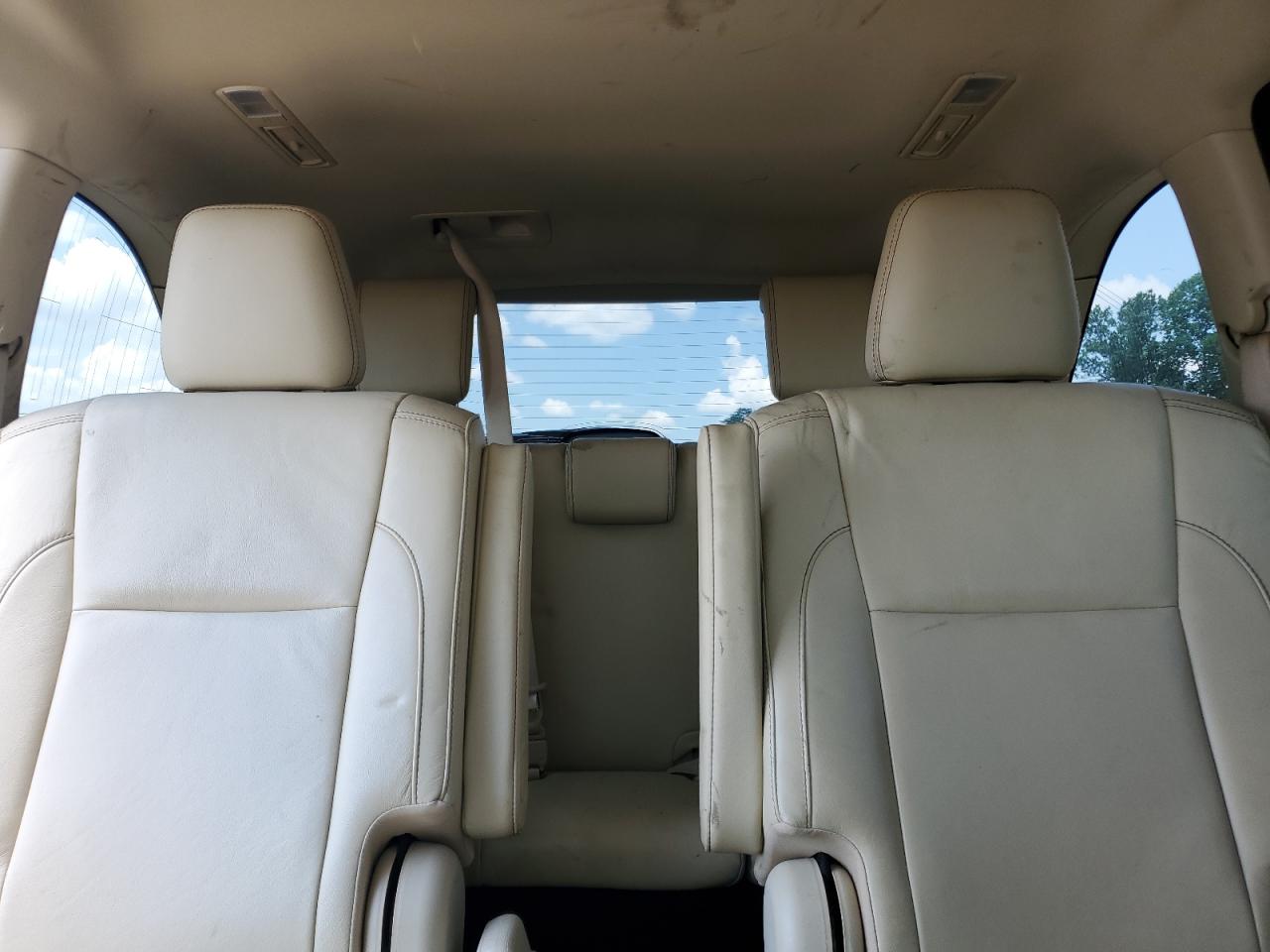 5TDJZRFH5JS908115 2018 Toyota Highlander Se