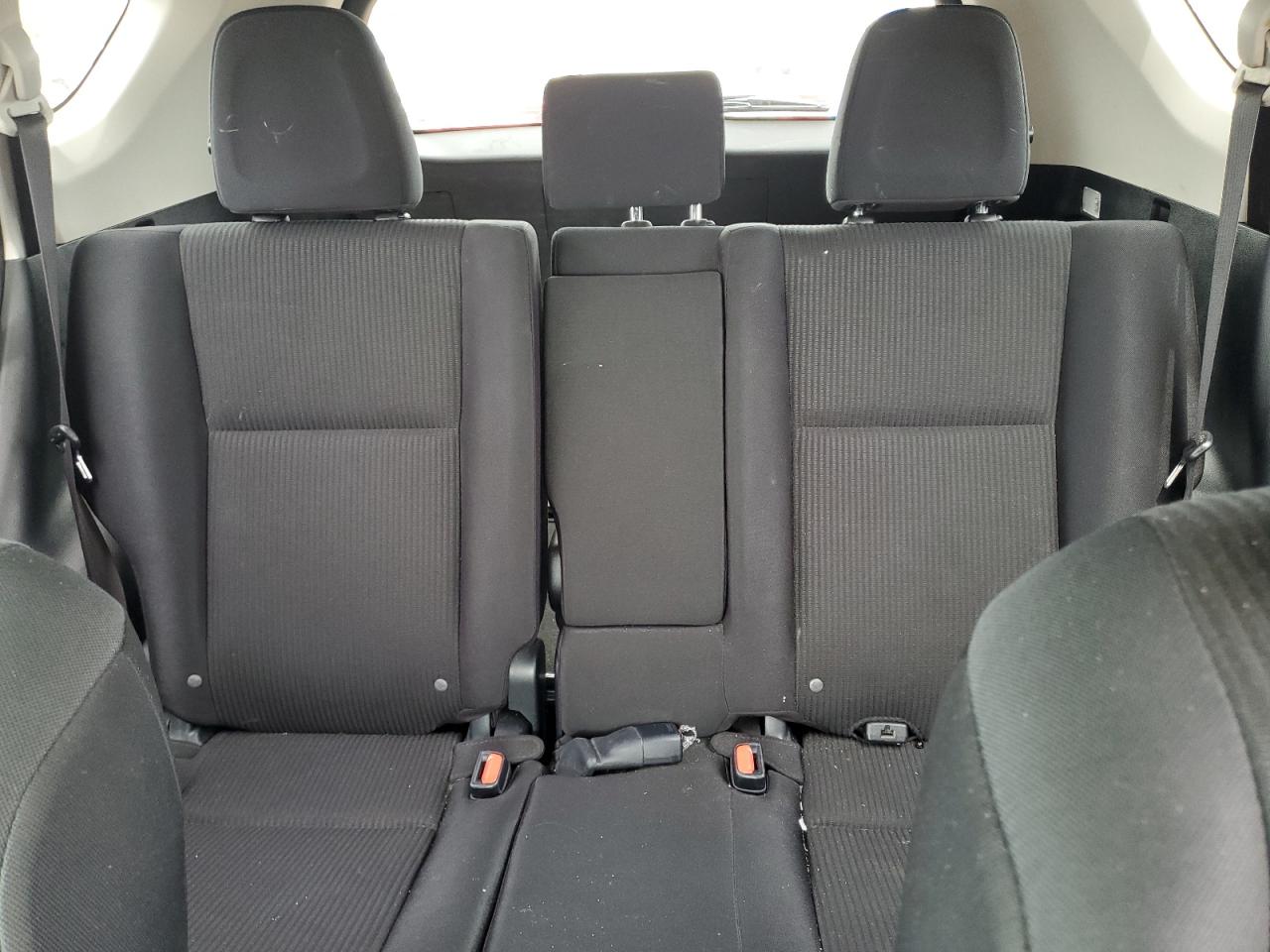 JTMZFREV0HJ114343 2017 Toyota Rav4 Le