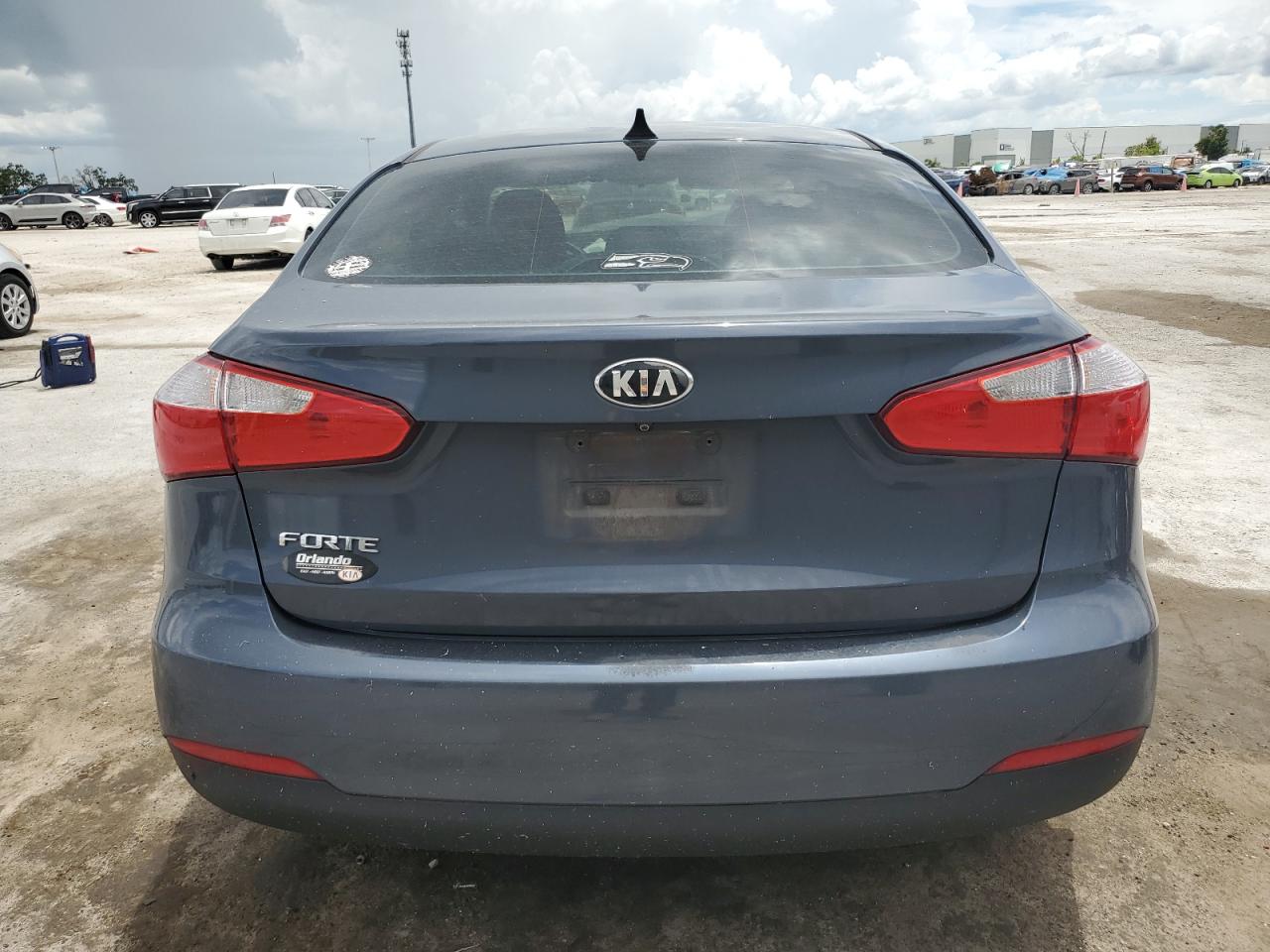 KNAFX4A69G5594565 2016 Kia Forte Lx